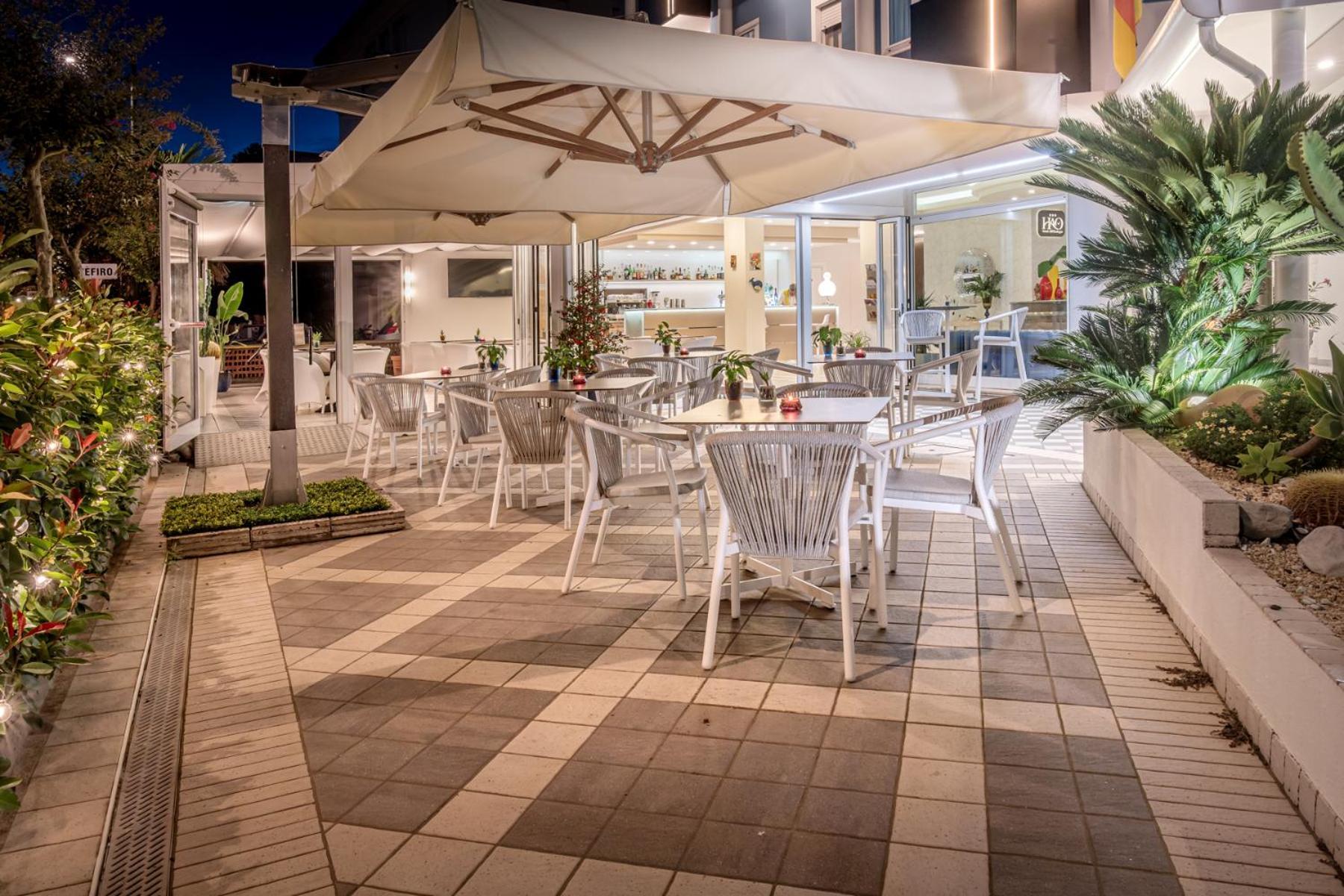 Hotel All'Orologio 3 Stelle Superior Caorle Kültér fotó