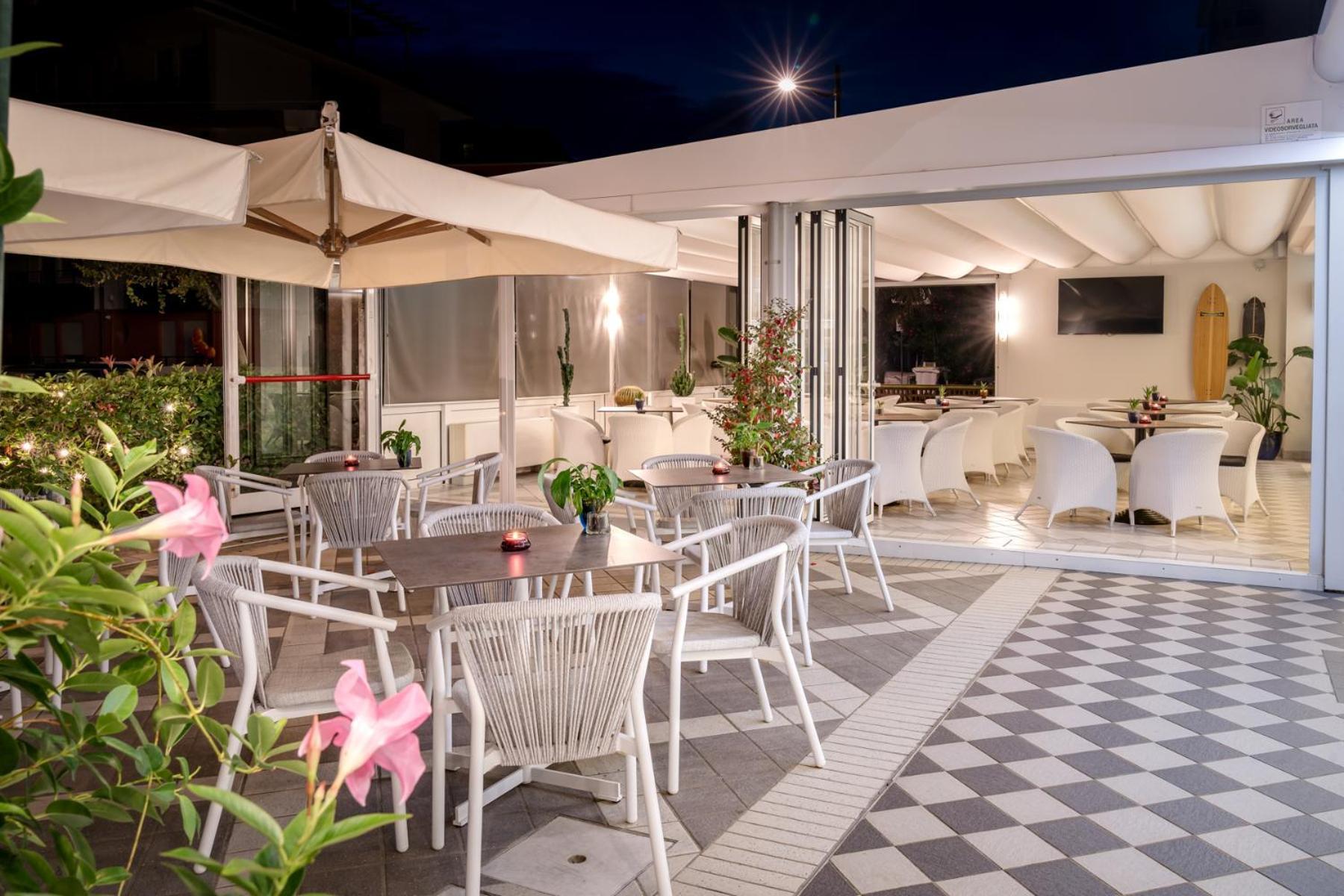 Hotel All'Orologio 3 Stelle Superior Caorle Kültér fotó
