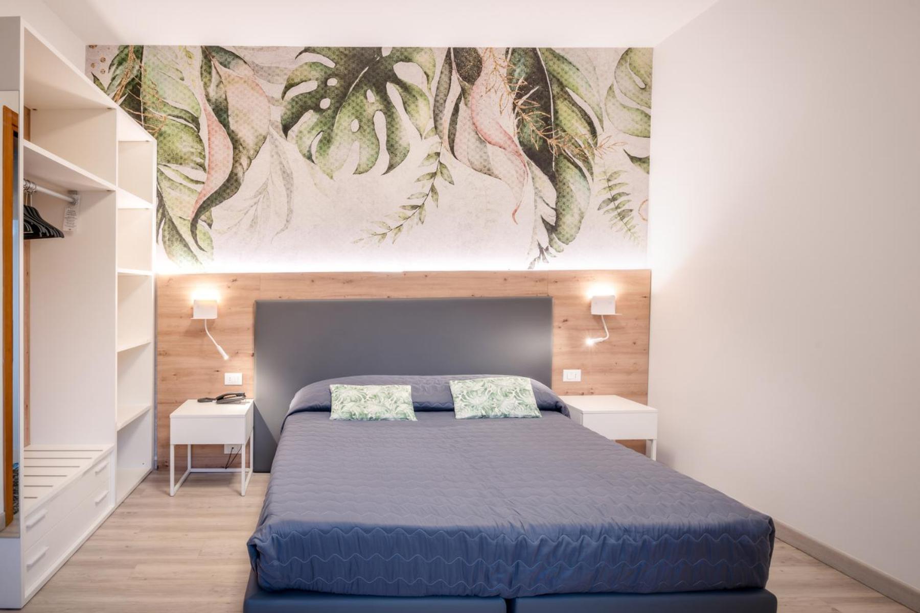 Hotel All'Orologio 3 Stelle Superior Caorle Kültér fotó